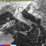 Maltempo, il fronte freddo sferza l’Italia: forti temporali e temperature in picchiata al Centro e al Nord/Est