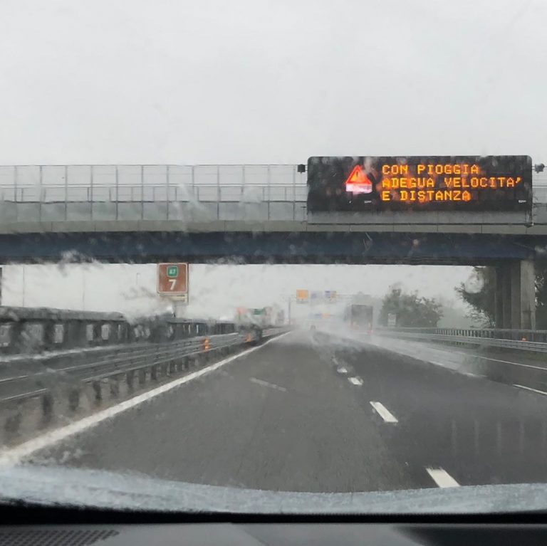 pioggia maltempo autostrada