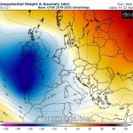 Allerta Meteo, intenso ciclone nel Golfo di Biscaglia: forti piogge e vento fino a 140km/h sulla Penisola Iberica, poi colpirà l’Italia [MAPPE]