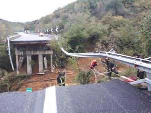 crollo viadotto a6 savona