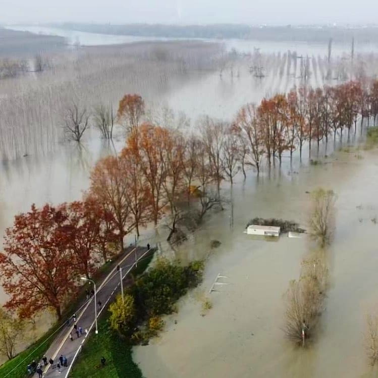 fiume po piena 27 novembre 2019