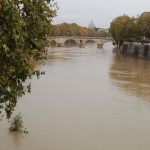 Allerta Meteo Roma, il Tevere fa paura: verso una maxi-piena nella Capitale