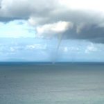 Maltempo, prime avvisaglie della tempesta del weekend: nubifragio a Genova, tornado sull’arcipelago Toscano [FOTO e VIDEO]