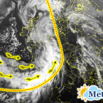 Allerta Meteo, la prima “Onda di Tempesta” arriva sull’Italia: sarà un weekend estremo, ALLARME per VENTO FORZA 12!!! Le mappe