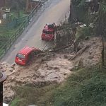 Maltempo, forti piogge in Liguria, situazione critica anche sulla Costa Azzurra: frane, rivi esondati e mareggiate. Allerta anche in Emilia Romagna e Piemonte [FOTO]