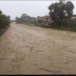 Maltempo, forti piogge in Liguria, situazione critica anche sulla Costa Azzurra: frane, rivi esondati e mareggiate. Allerta anche in Emilia Romagna e Piemonte [FOTO]