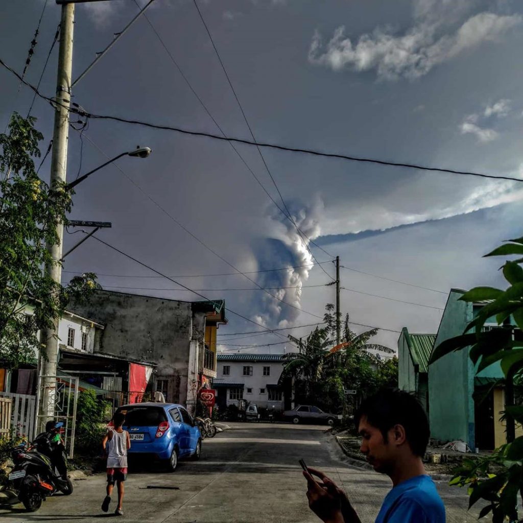 Eruzione Vulcano Taal Filippine