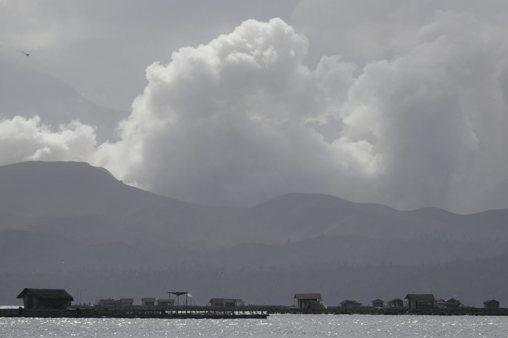 Eruzione Vulcano Taal Filippine