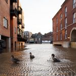 Maltempo, alluvioni nello Yorkshire dopo la tempesta “Ciara”: le drammatiche immagini di York sommersa dalle acque del fiume Ouse [GALLERY]