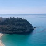 Calabria, lo straordinario spettacolo di Tropea durante il lockdown: spiagge deserte e acqua cristallina [GALLERY]