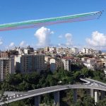 Oggi un Abbraccio per Potenza, Catanzaro e Napoli: passaggio mozzafiato delle Frecce Tricolori [FOTO]