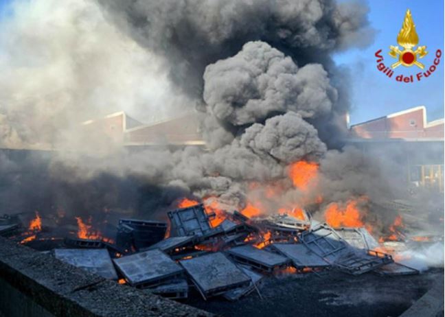 incendio settimo torinese