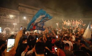 napoli festa coppa italia assembramenti