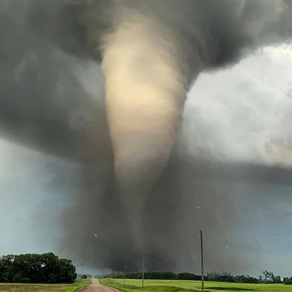 tornado Virden manitoba canada 7 agosto 2020 (1)