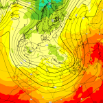 Previsioni Meteo, rarissimo “doppio Ciclone” sul Nord Italia a metà settimana: provocherà una bomba di maltempo