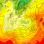 Previsioni Meteo, rarissimo “doppio Ciclone” sul Nord Italia a metà settimana: provocherà una bomba di maltempo