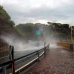 Maltempo, Genova: chiusa l’Aurelia ad Arenzano e lunghe code in A10 [FOTO]