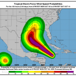 L’uragano Delta si rafforza, ora è un mostro di categoria 4: allarme nello Yucatan, landfall atteso domani [FOTO]