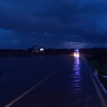 Maltempo Sardegna: esonda lo stagno di S’Ena Arrubia nell’Oristanese, chiusa strada provinciale [FOTO e VIDEO]