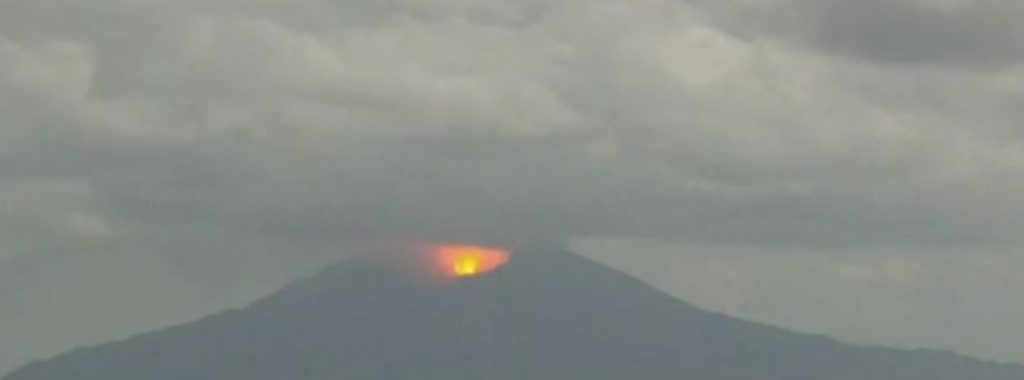 eruzione vulcano giappone