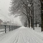 Maltempo Lombardia, fitte nevicate in Valtellina e Valchiavenna: scenari da fiaba a Livigno e Bormio [FOTO e VIDEO]