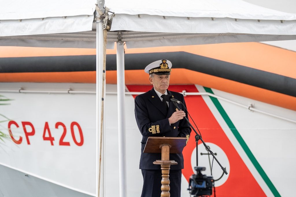 nuova nave guardia costiera comandante de grazia