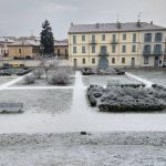 Meteo, giornata di ghiaccio in Pianura Padana: tra Lombardia, Veneto ed Emilia Romagna temperature massime di -2°C! Lo spettacolo della galaverna [FOTO]