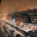 Maltempo, notte da lupi al Sud: bufere di neve in Calabria, nevica senza sosta a Cosenza [FOTO]