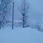 Maltempo: più di un metro di neve in Valsesia, chiuse strade [FOTO]