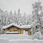 Neve senza precedenti sull’Appennino tosco-emiliano: 3 metri al Lago della Ninfa, 2 metri all’Abetone [FOTO]