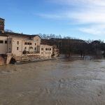 Maltempo Roma: il Tevere in piena sorvegliato speciale, resta l’allerta meteo gialla [FOTO]