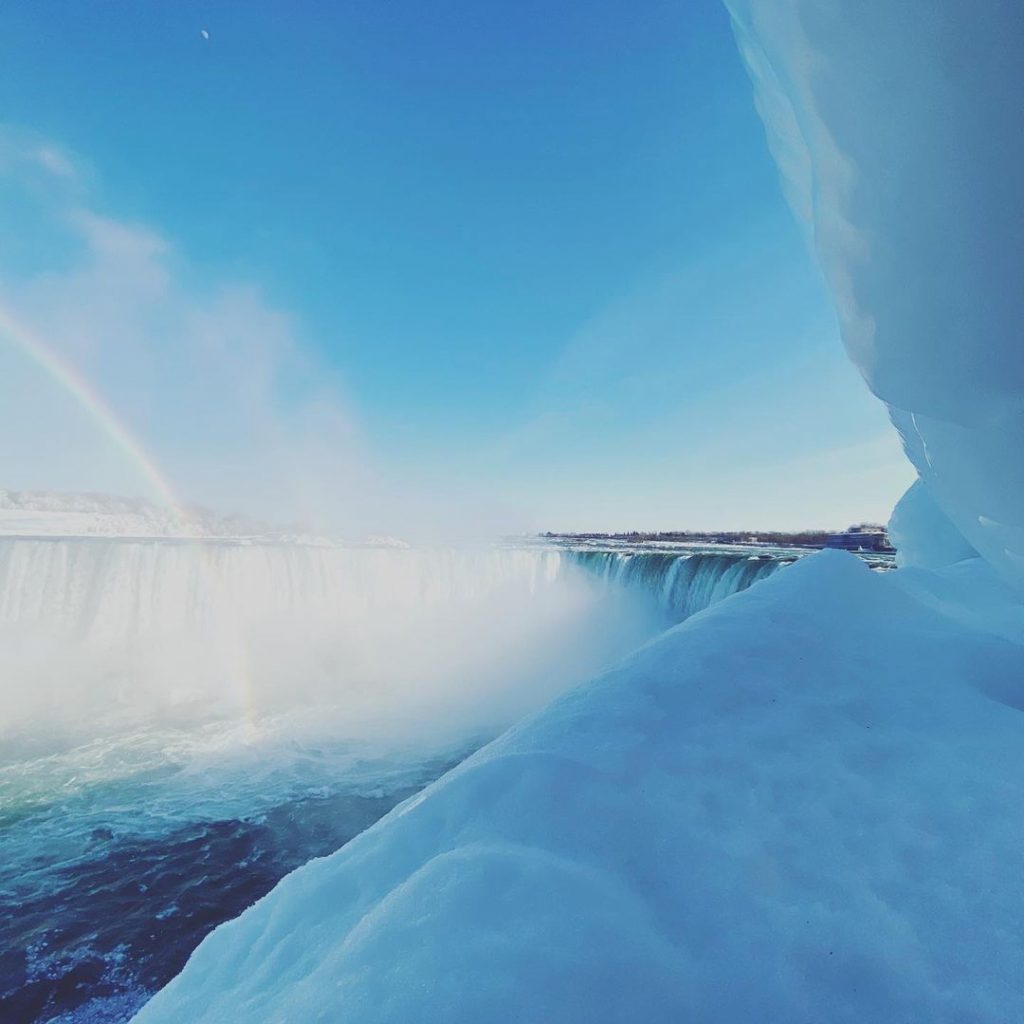 cascate niagara ghiacciate