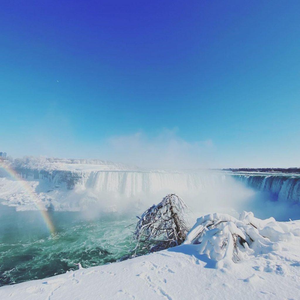 cascate niagara ghiacciate