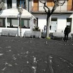 Etna, emergenza cenere. Musumeci: “non c’è certezza che non sia nociva per l’organismo”. Appello per piante e fiori