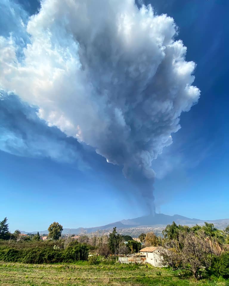 eruzione etna 28 febbraio 2021