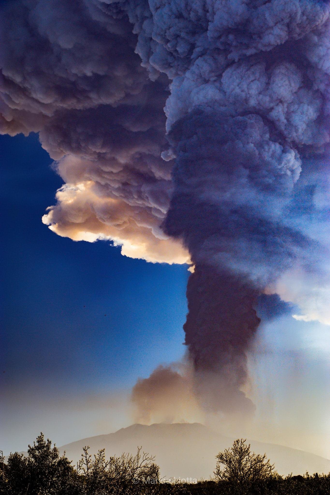 eruzione etna 28 febbraio 2021