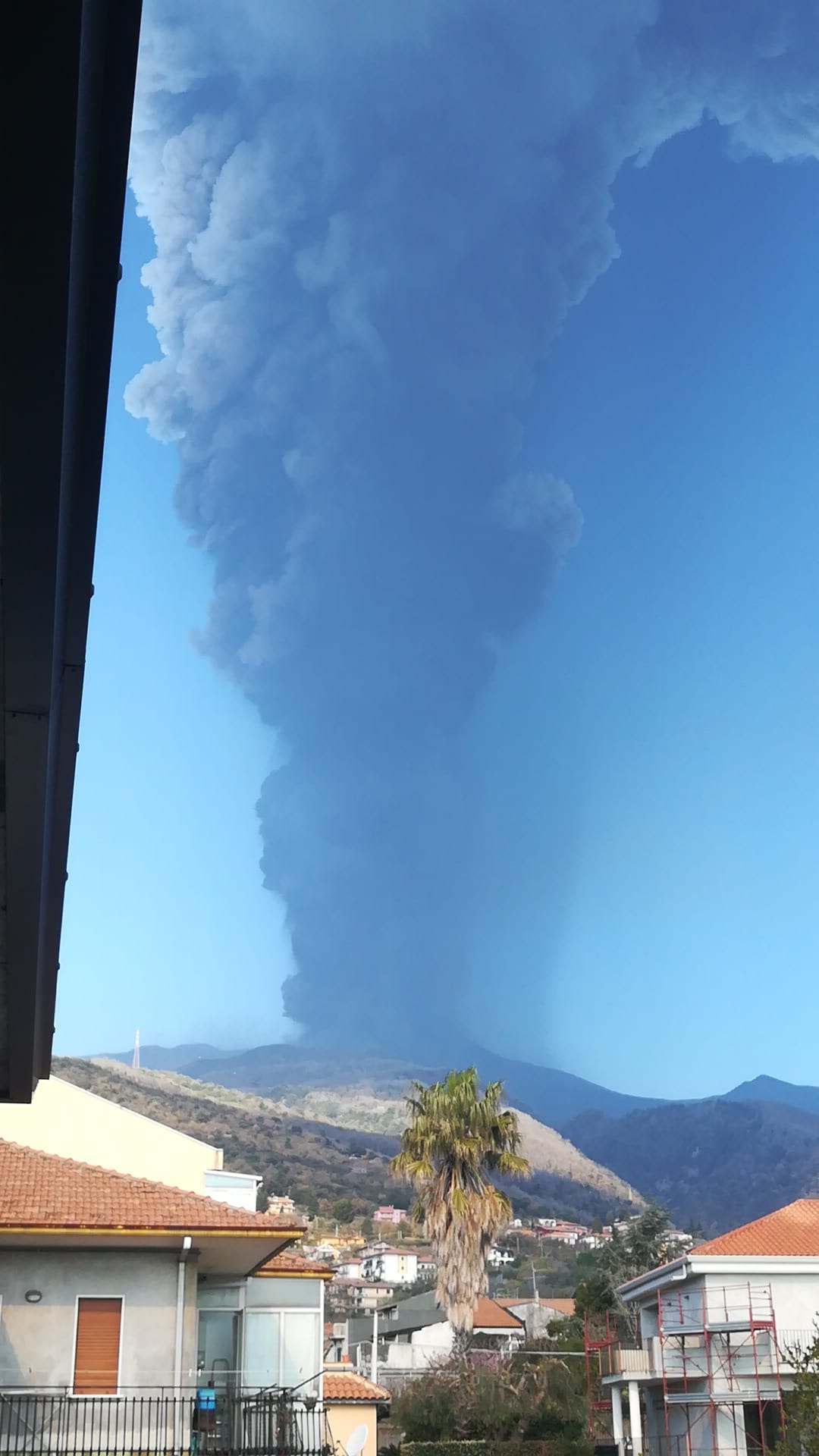 eruzione etna 28 febbraio 2021