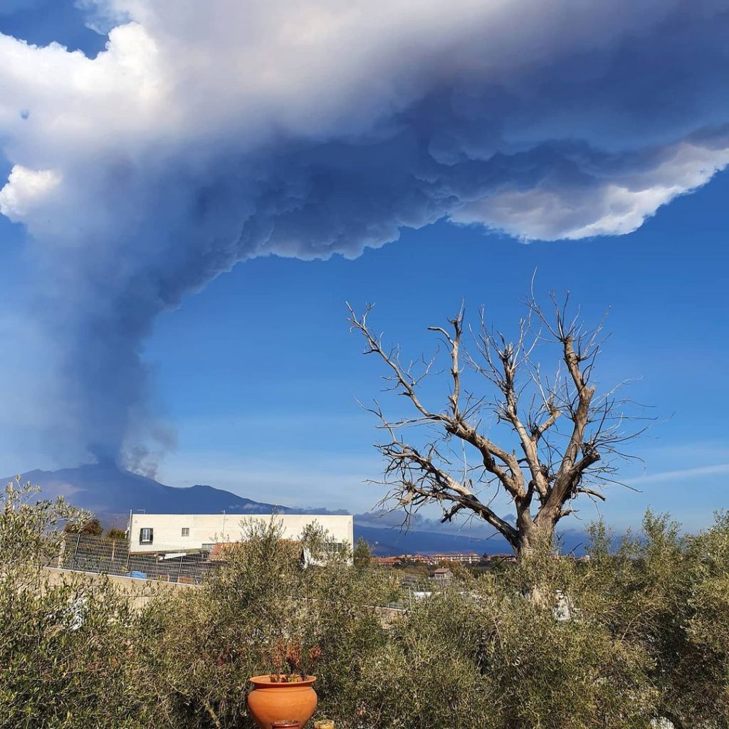 etna foto eruzione 19 febbraio 2021