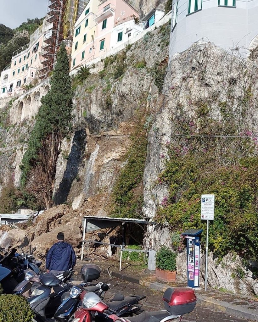 frana amalfi