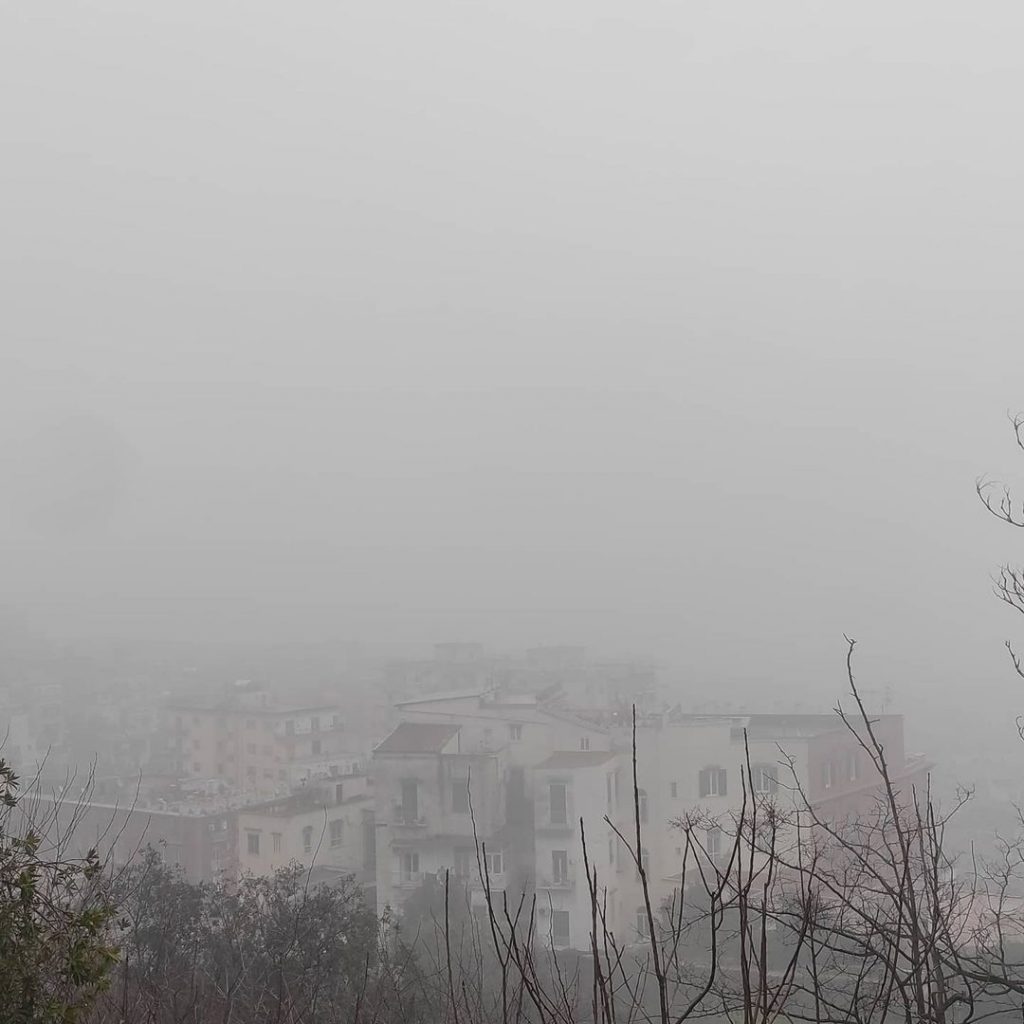 nebbia napoli