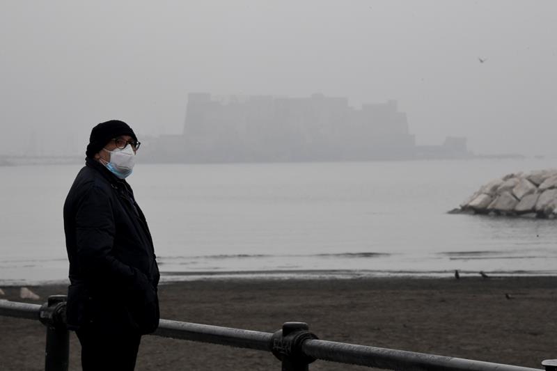 nebbia napoli