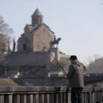 Meteo, ondata di caldo in Georgia: fino a +17°C nella capitale Tbilisi [FOTO]