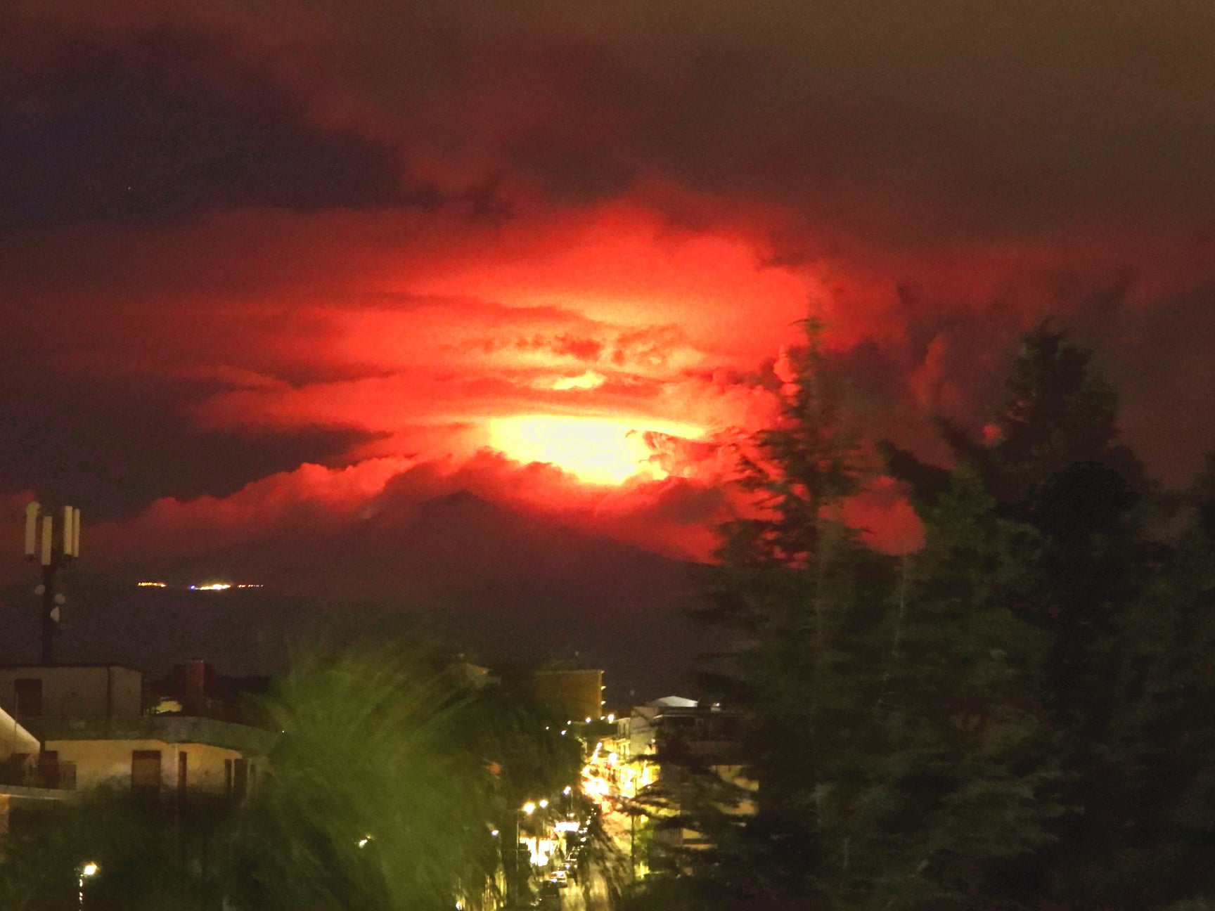 Etna eruzione 14 15 marzo