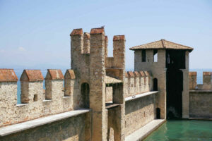 castello-sirmione camminamenti darsena