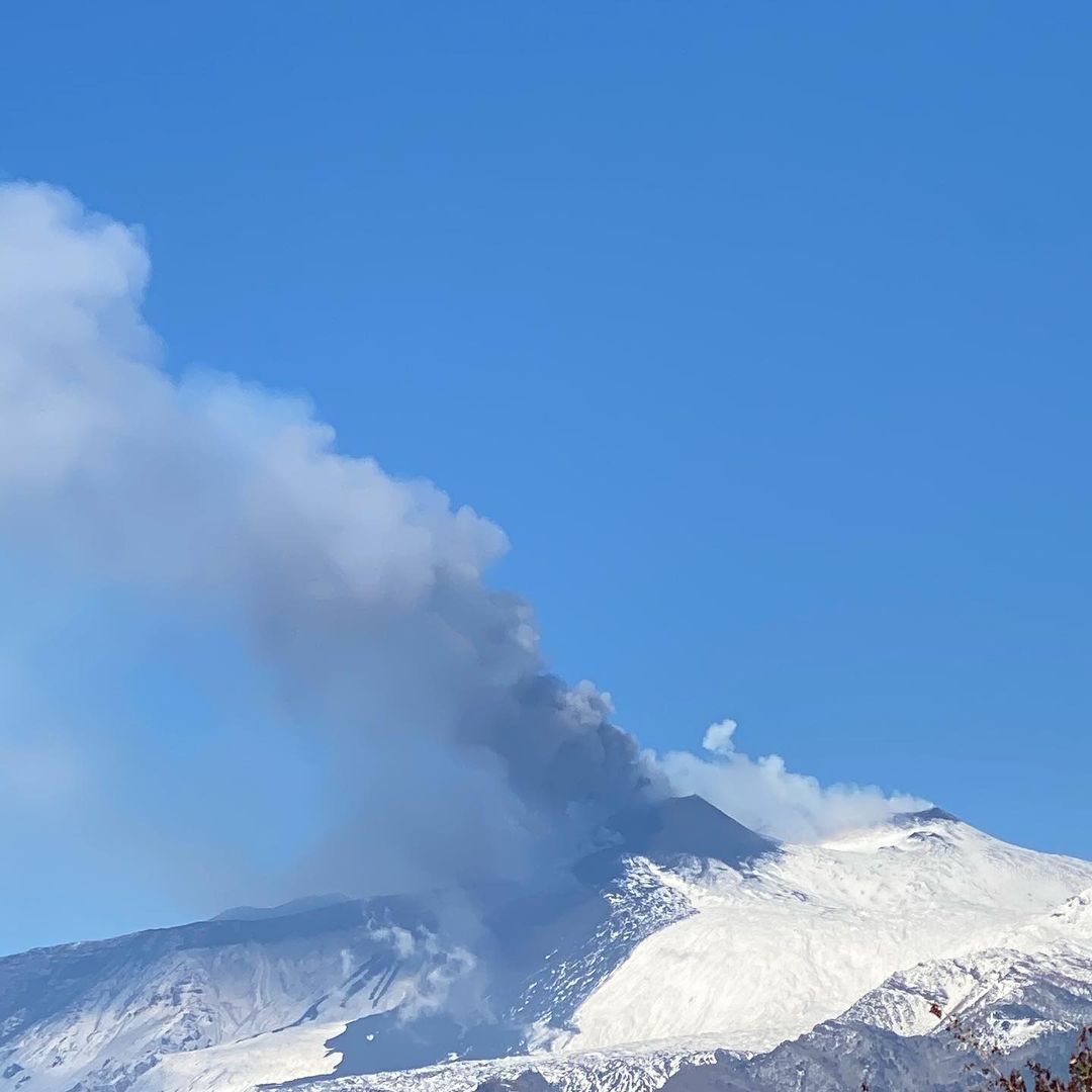 eruzione etna oggi