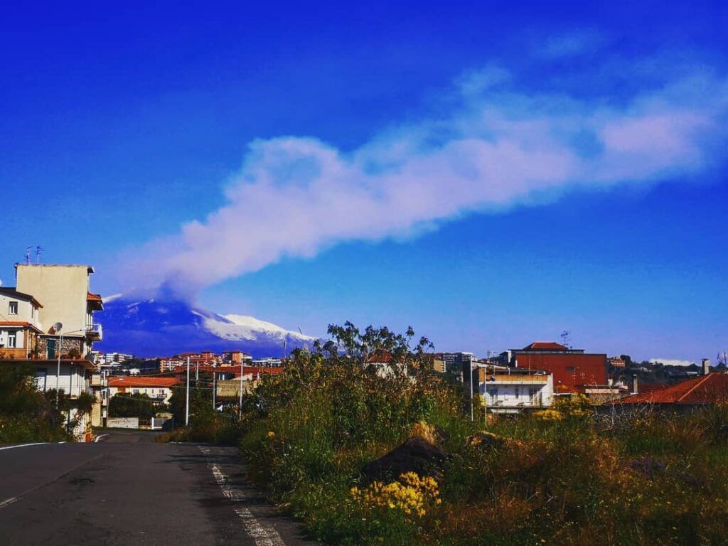 eruzione etna oggi