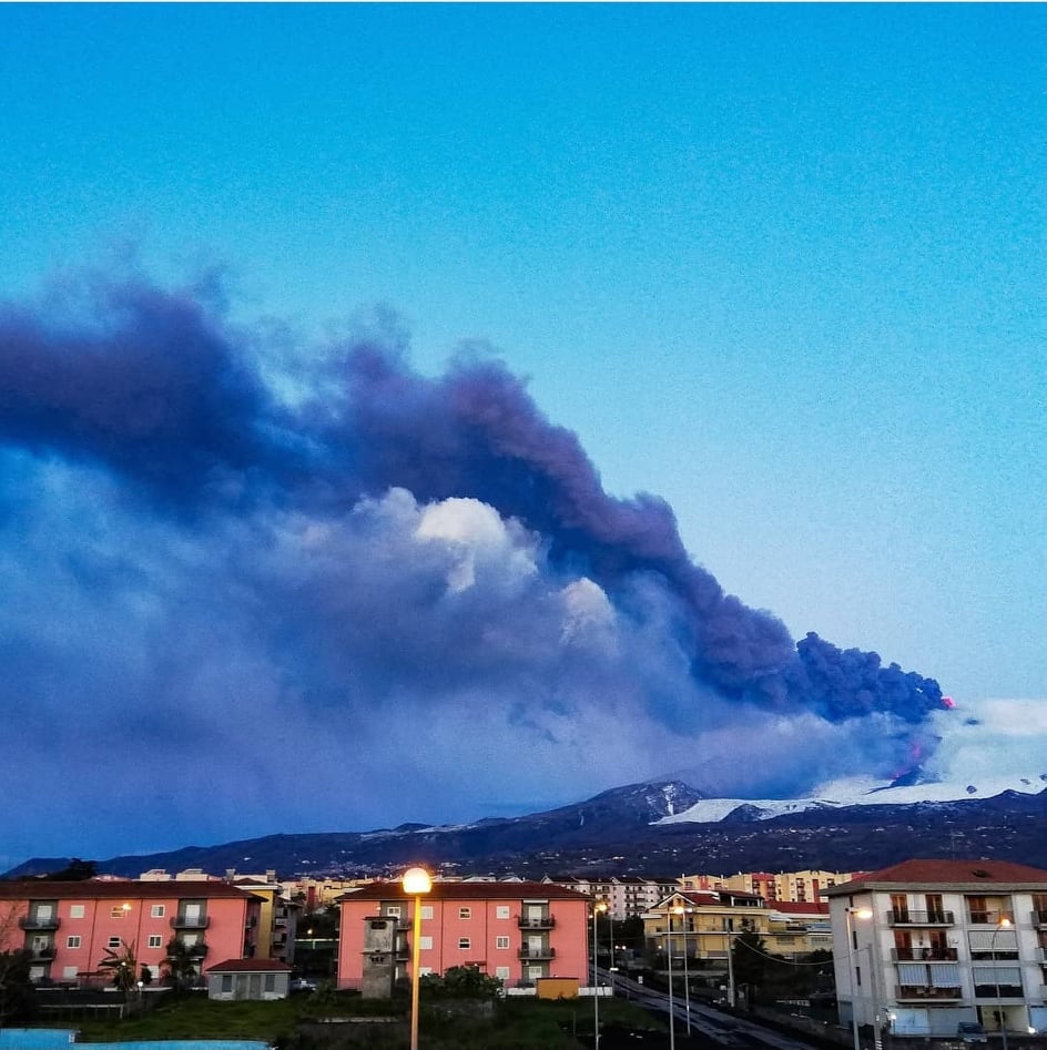 etna eruzione oggi