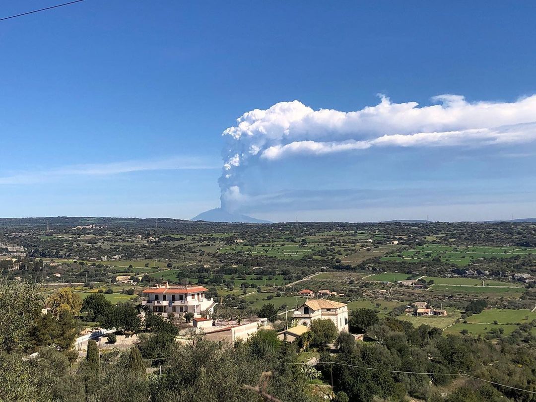 etna oggi 12 marzo