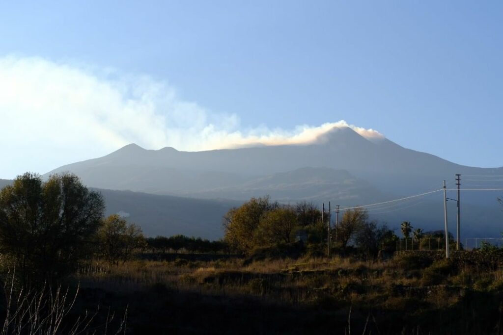 etna oggi 12 marzo 2021