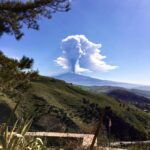 Eruzione Etna, aggiornamento INGV: cessata la fontana di lava, prosegue l’attività stromboliana intracraterica